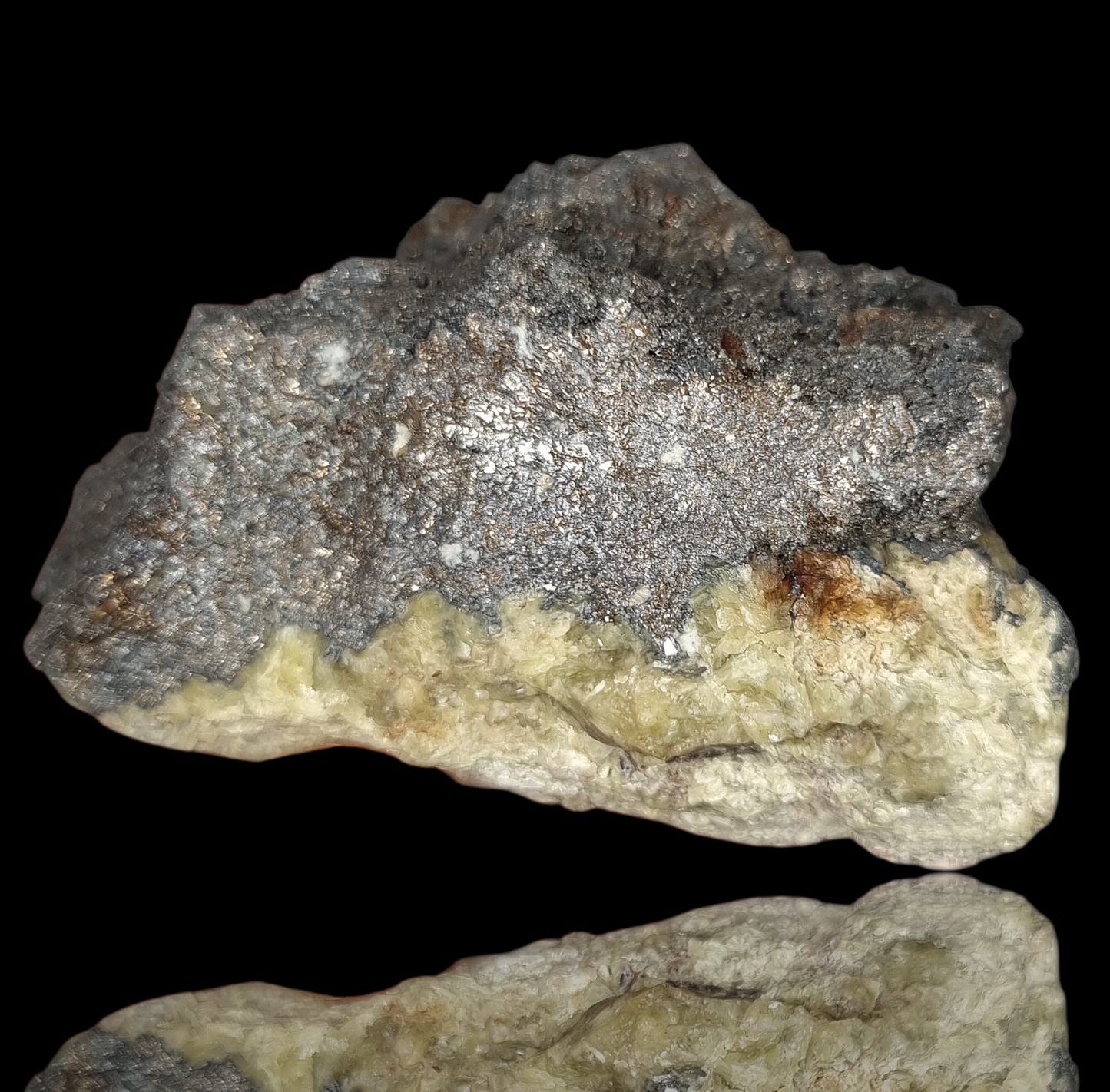 Native Bismuth - Shaft 371, Hartenstein, Erzgebirge