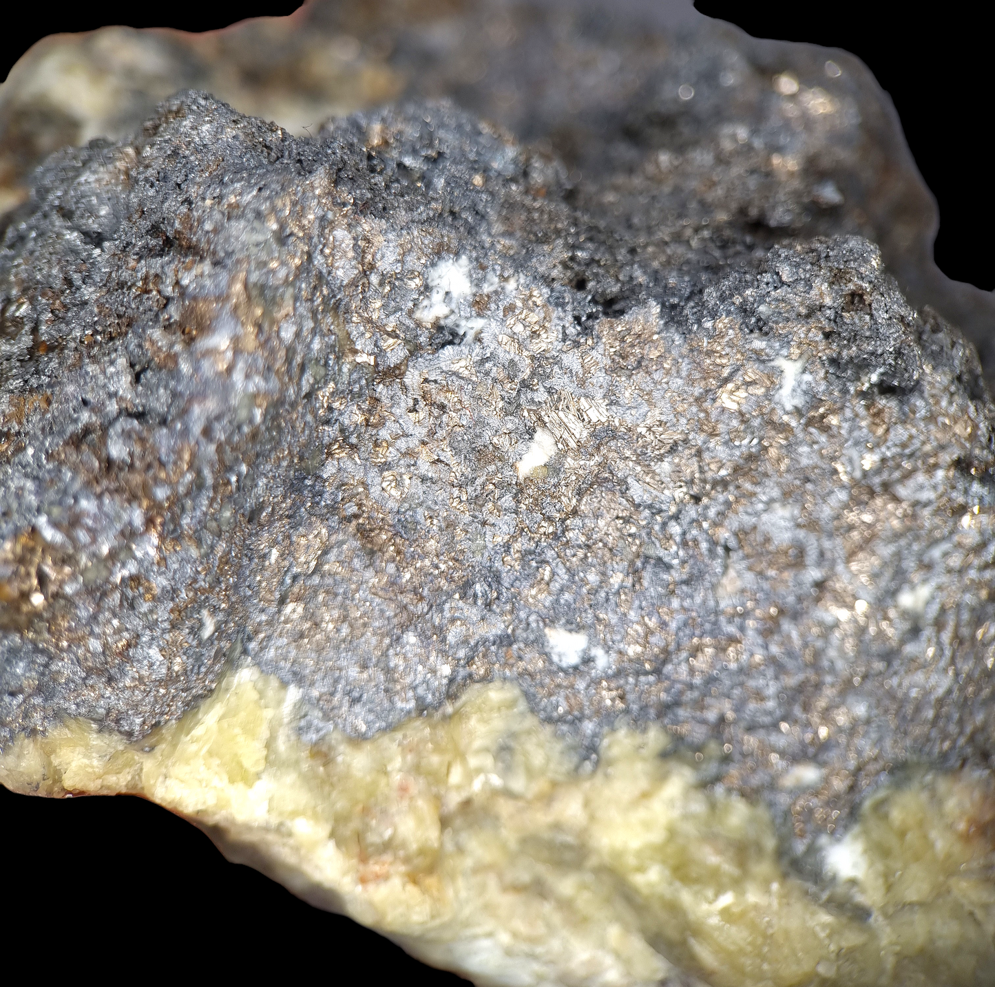 Native Bismuth - Shaft 371, Hartenstein, Erzgebirge