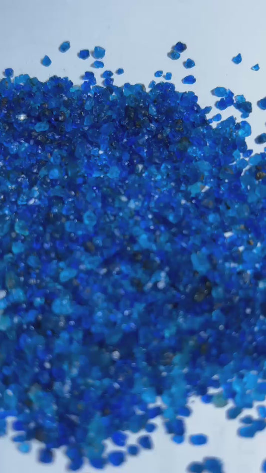 rough Hauyn/e *cobalt blue*, topgrade quality, Schleifqualität